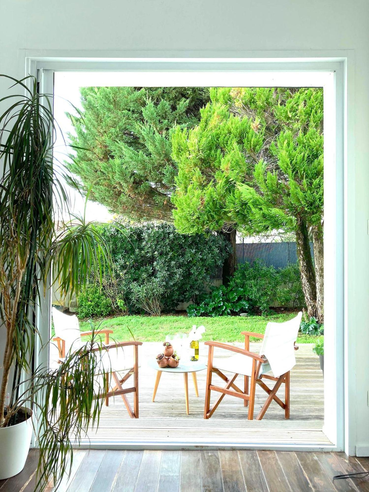 Hébergement de vacances Maison Centre Avec Jardin , Terrasse, Et Garage Velos *